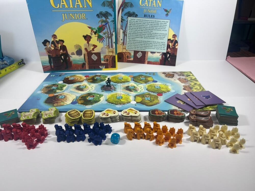 Catan Junior COMPLETE Mayfair CN3025 2020 Settlers Jr Kids Family Strategy